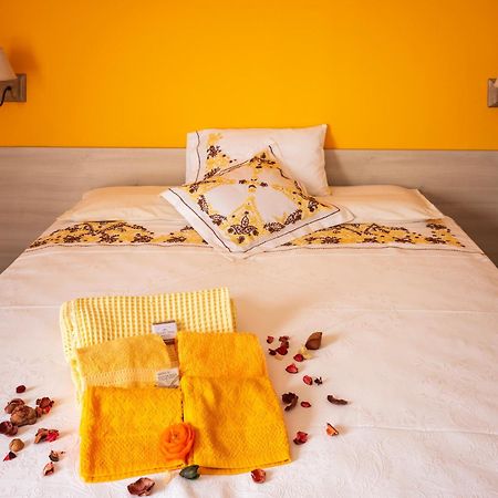 B&B La Vittoria Кроне Экстерьер фото