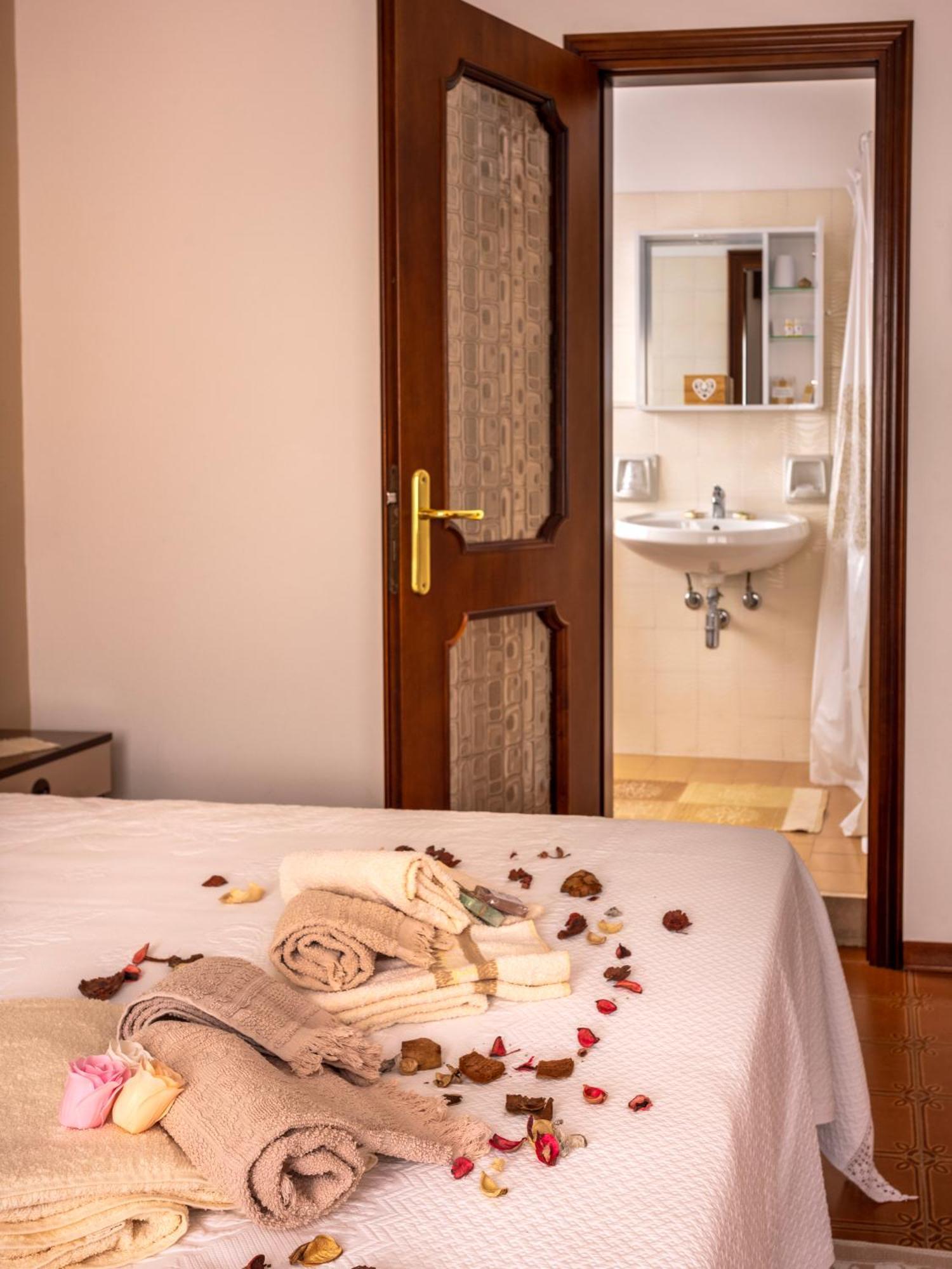 B&B La Vittoria Кроне Экстерьер фото